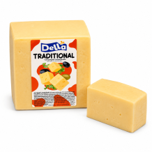 Сир "TRADITIOAL" твердий традиційний 50% брус 2,5 кг Della